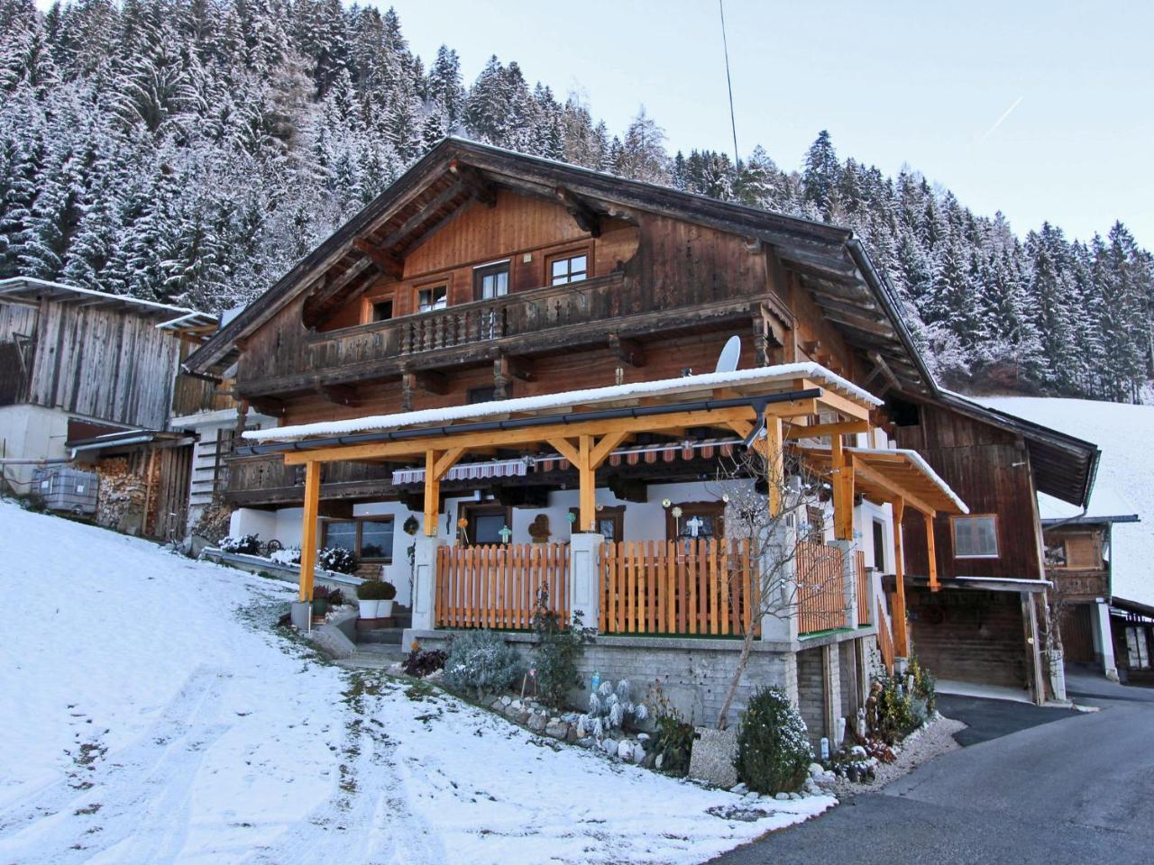 Beautiful Flat In Kaltenbach Near The Ski Area Exterior foto
